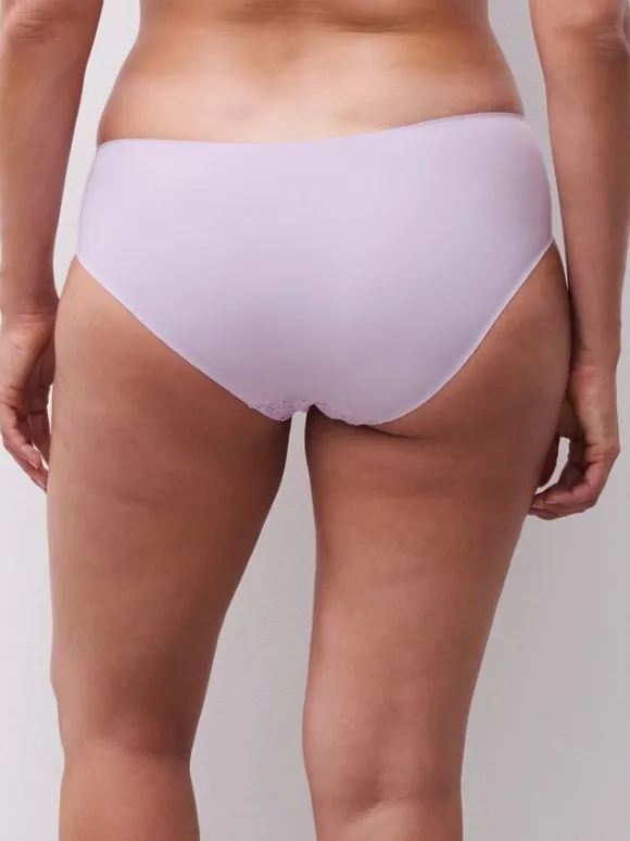 Norah Brief