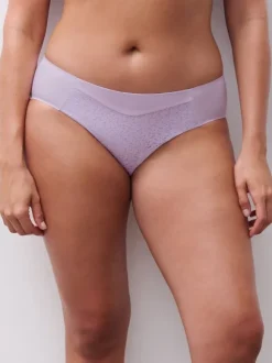 Norah Brief