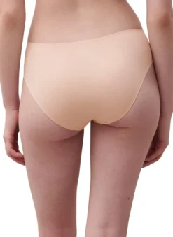 Norah Brief
