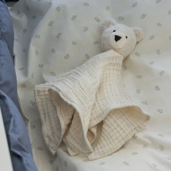 Nusseklud, Isbjørnen Beary