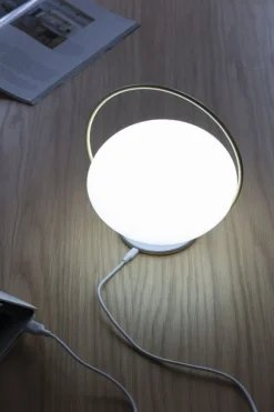 Orbit portable lamp