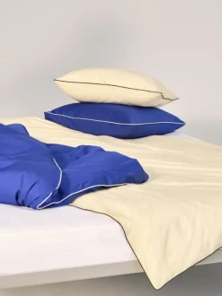 Outline Pillow Case-W63 x H60-Vivid