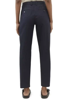 Pants, regular rise, slim but comfy