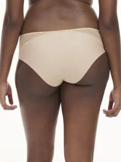 Play Covering Shorty