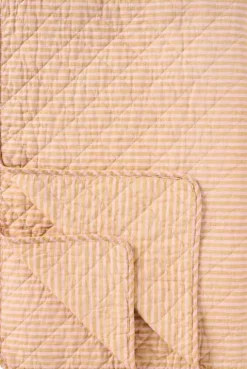 Quilt m/mustard og lyserøde smalle striber