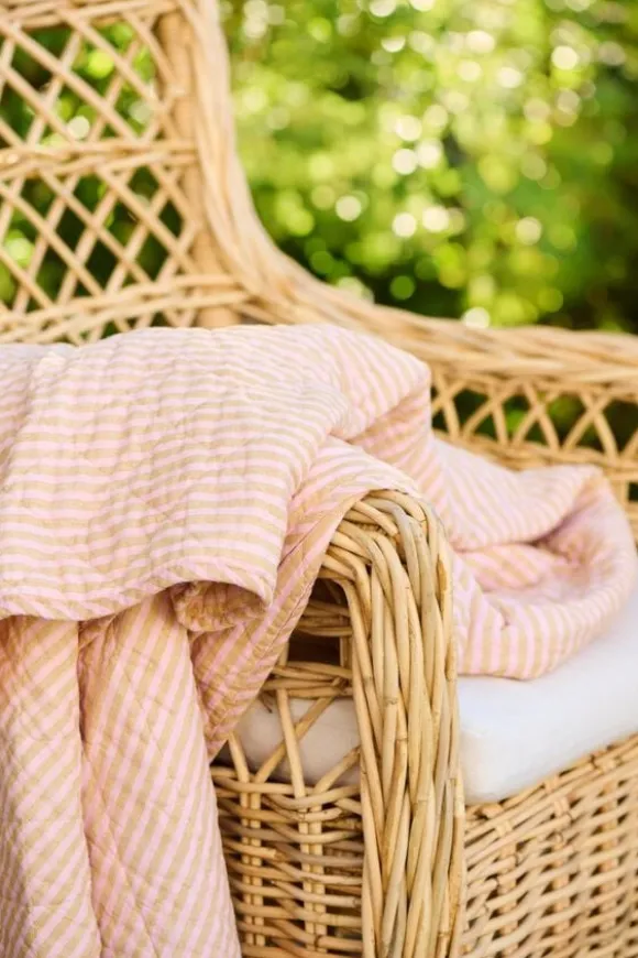 Quilt m/mustard og lyserøde smalle striber