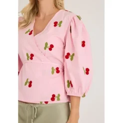 Rebekka fruit blouse
