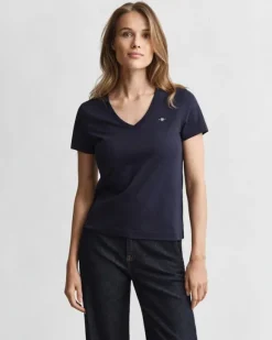 REG SHIELD SS V-NECK T-SHIRT