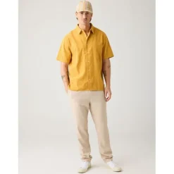 Relaxed structure short sleeve shirt
