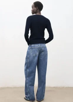 Ribbed long-sleeved t-shirt