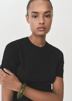Short-sleeved fine-knit sweater