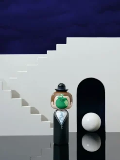 Sketch.inc. - Kokeshi |René Magritte, 16,8 cm 1:1