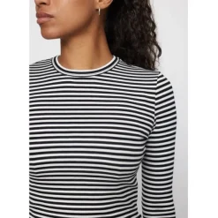 SRFenja Stripe O-neck Top