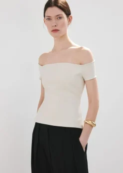 Strapless fitted top