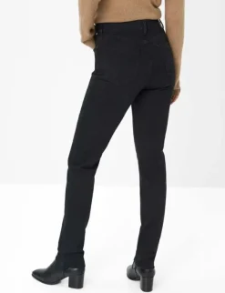 STYLE. CAROLA