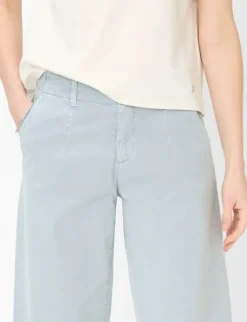 STYLE. MAINE S