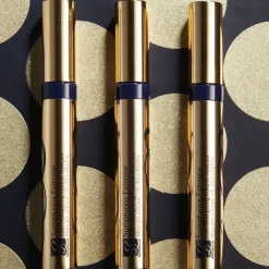 Sumptuous Extreme Lash Multiplying Volume Mascara