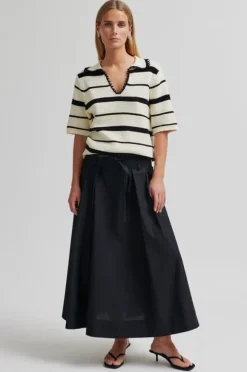 Susi Knit Collar