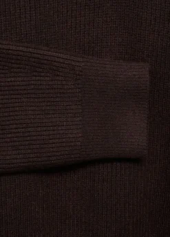 Sweater with contrasting zip collar