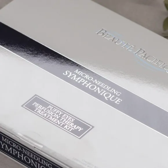 Symphonique Micro Needling Eyepatches x 4