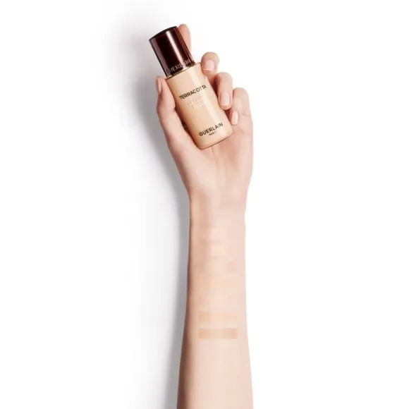 Terracotta Glow Fluid Foundation