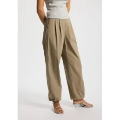 Track Pants Drift