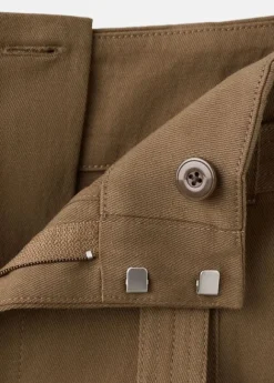 Trousers with belt loops