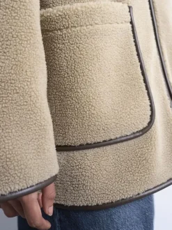 TSARIA HIGH NECK TEDDY JACKET