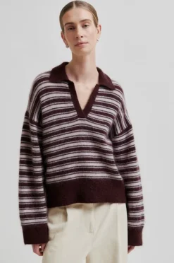 Vienna Knit Collar