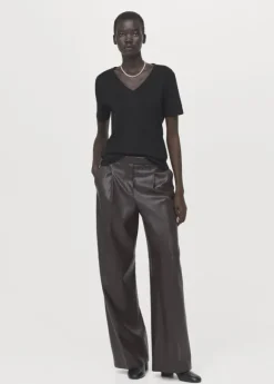 V-neck cotton T-shirt