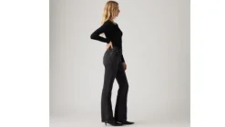 Wedgie Bootcut Jeans