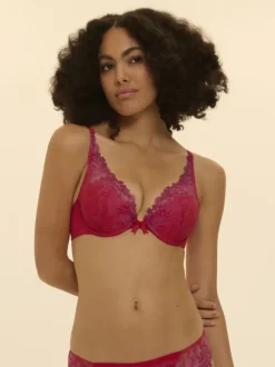 WISH Plunging push-up bra