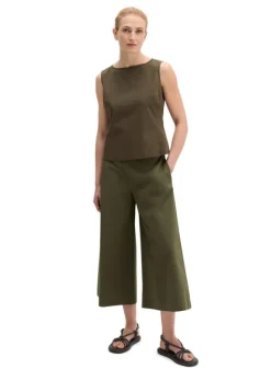 Woven Blouses Sleeveless